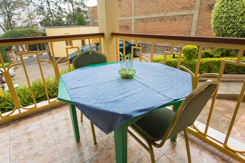 Iris Guesthouse 26/42