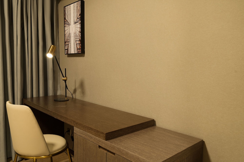 Poltton International Apartment (Foshan Zumiao Lingnan Tiandi Branch) 33/42