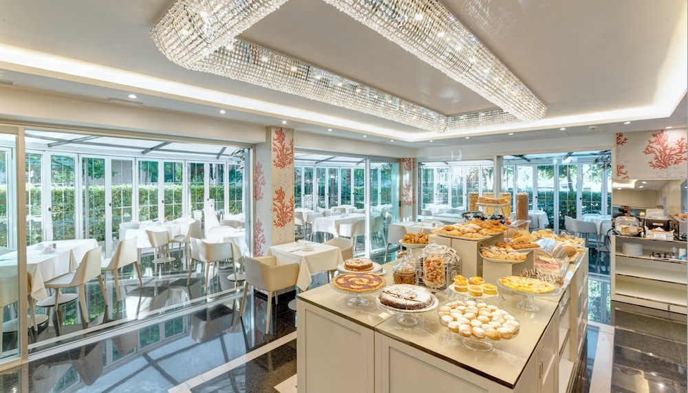 Hotel Feldberg Riccione 10/50