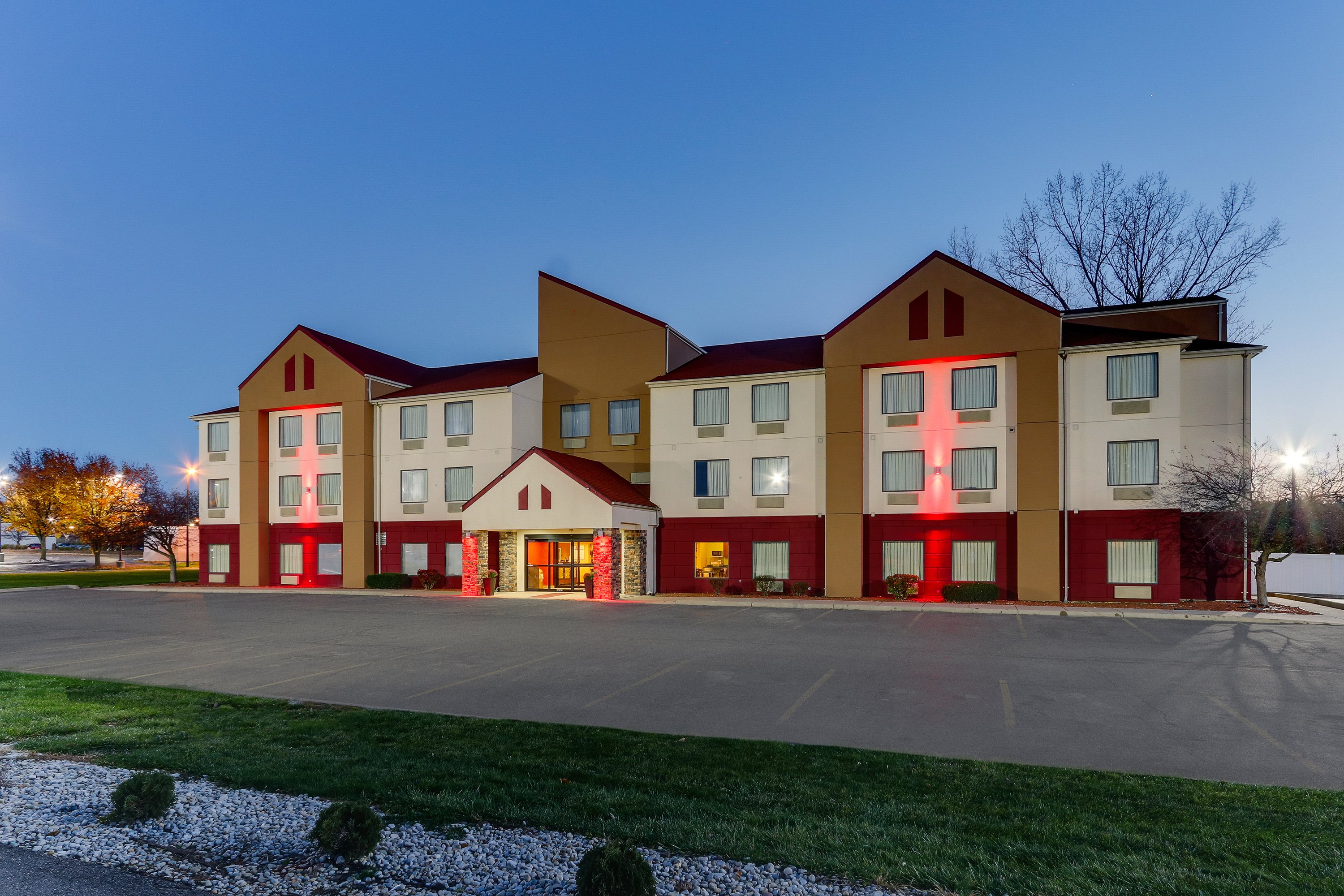 Red Roof Inn Springfield, OH 4/45