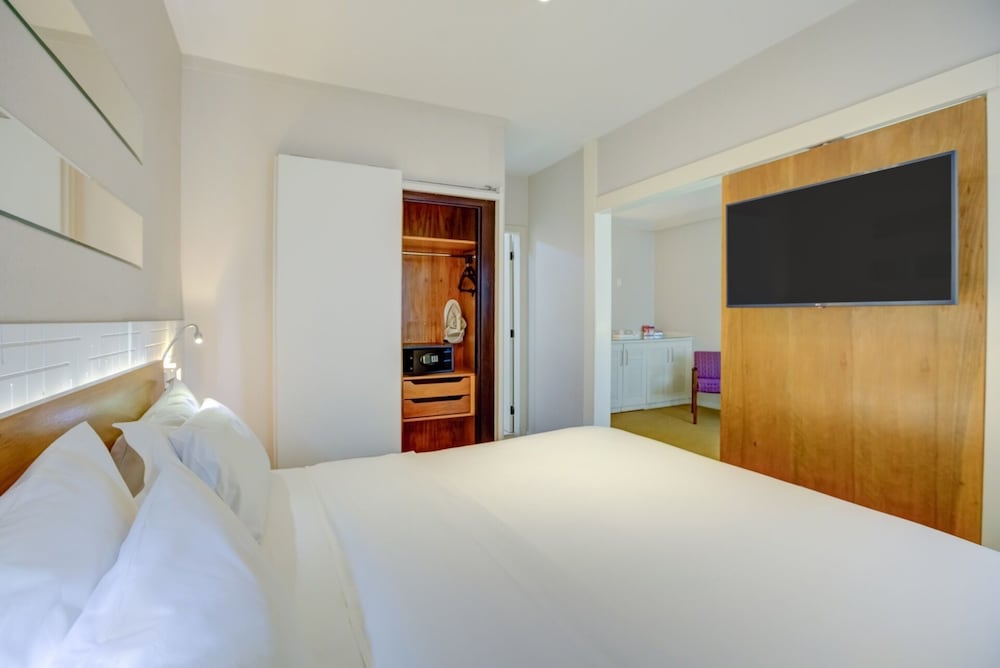 Business, Suite, King Bed