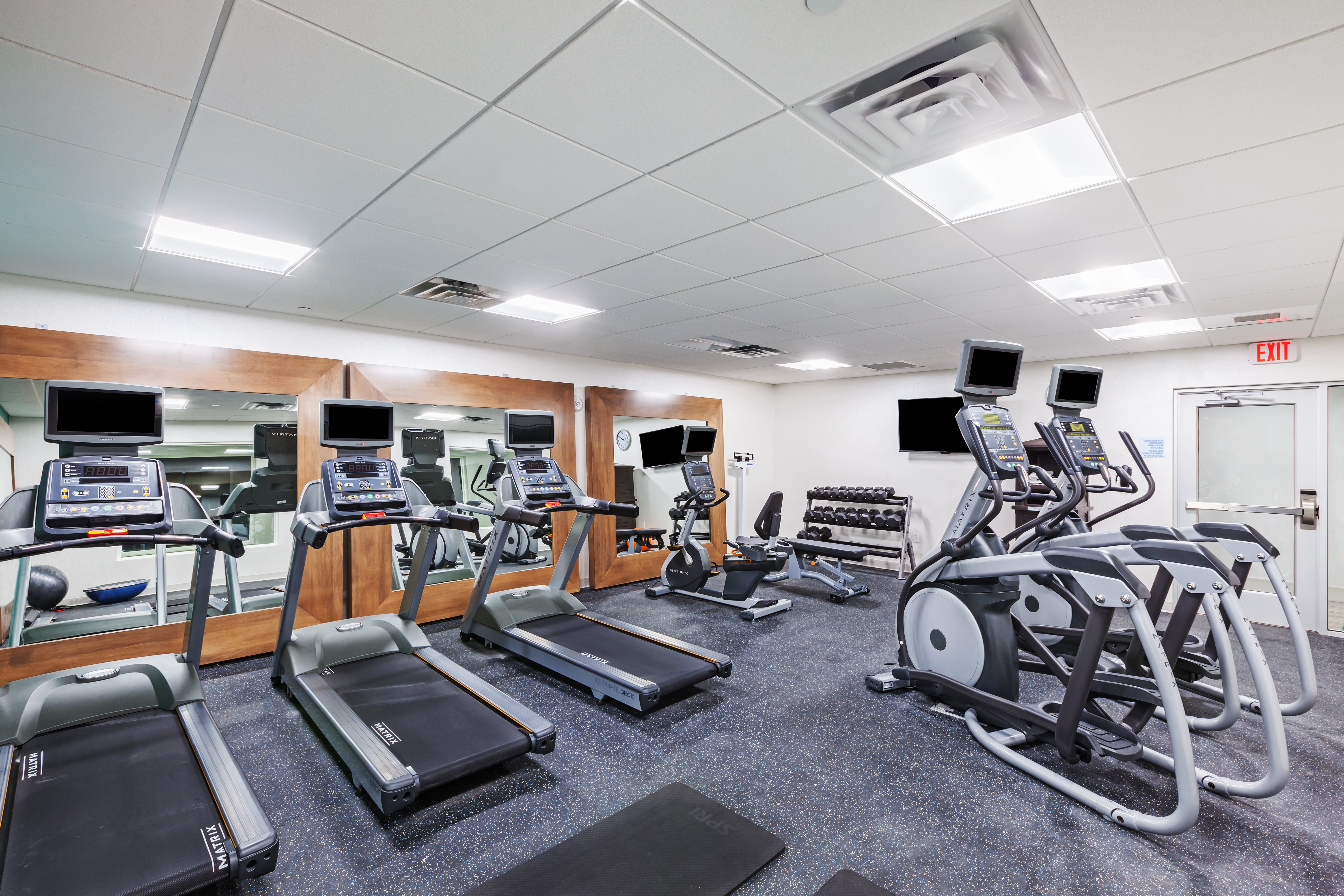 HOLIDAY INN EXPRESS & SUITES COFFEYVILLE 31/48