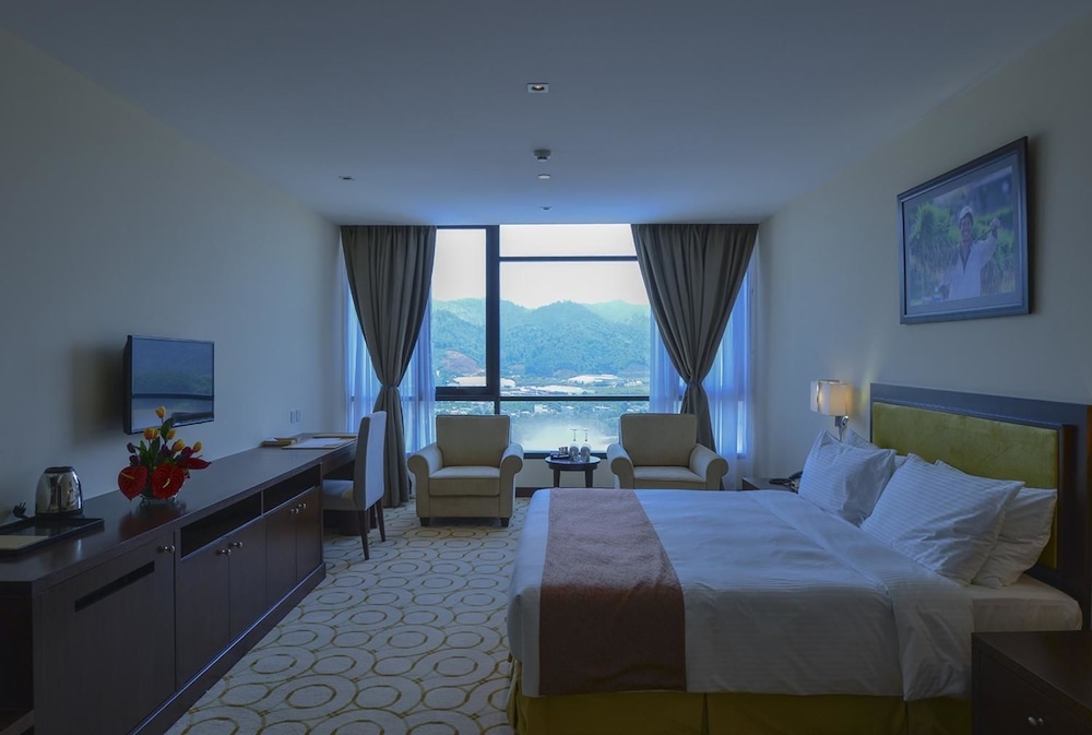 Aristo International Hotel 8/53