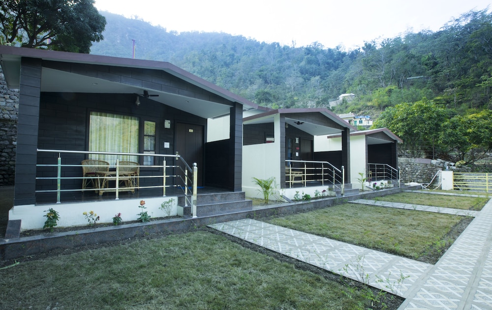 The Grand Shiva Resort 6/50