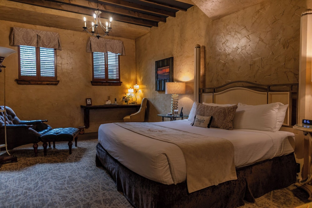 غرفة كلوب بسرير كينج، Inn At Leola Village 4/10