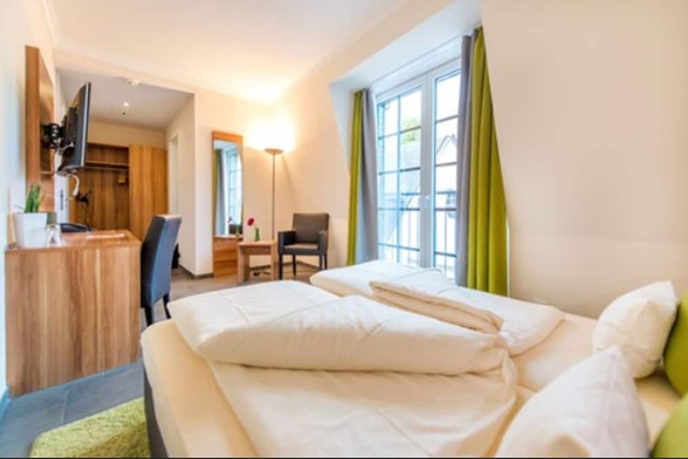 Hotel Cochemer Jung 6/38
