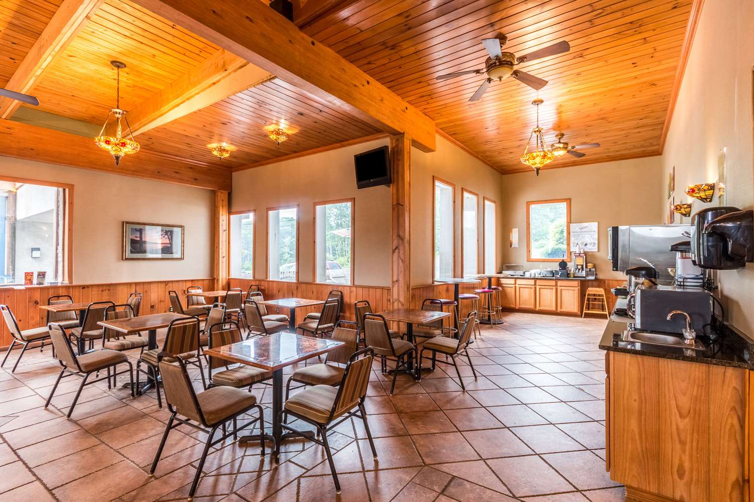 Home2 Suites by Hilton McHenry Deep Creek Lake 13/15