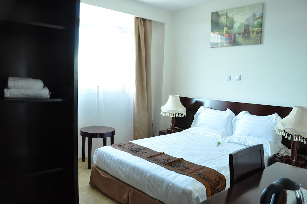 Ag Palace Hotel 10/56