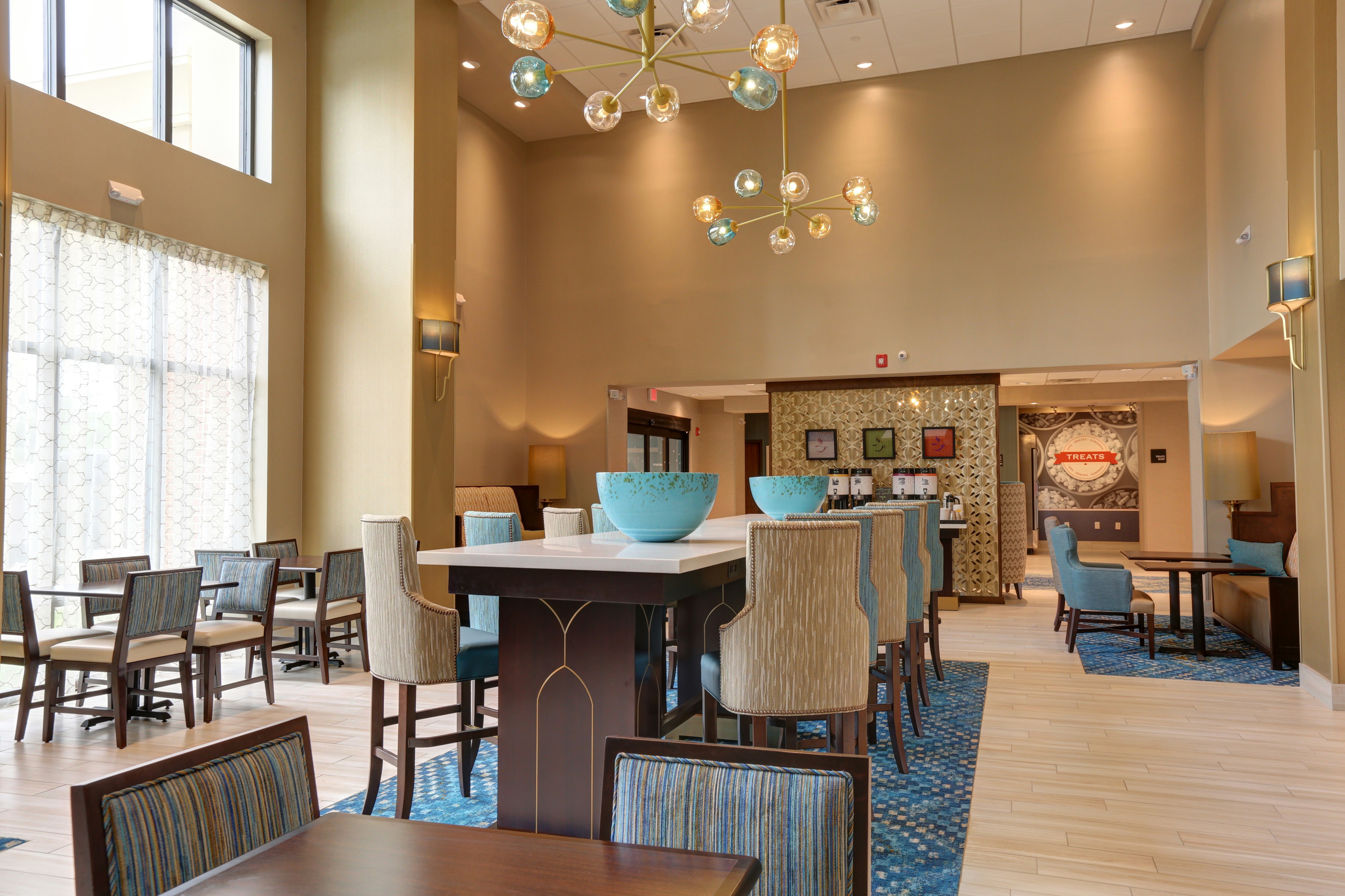 Hampton Inn And Suites Tampa Busch Gardens Area 29/46