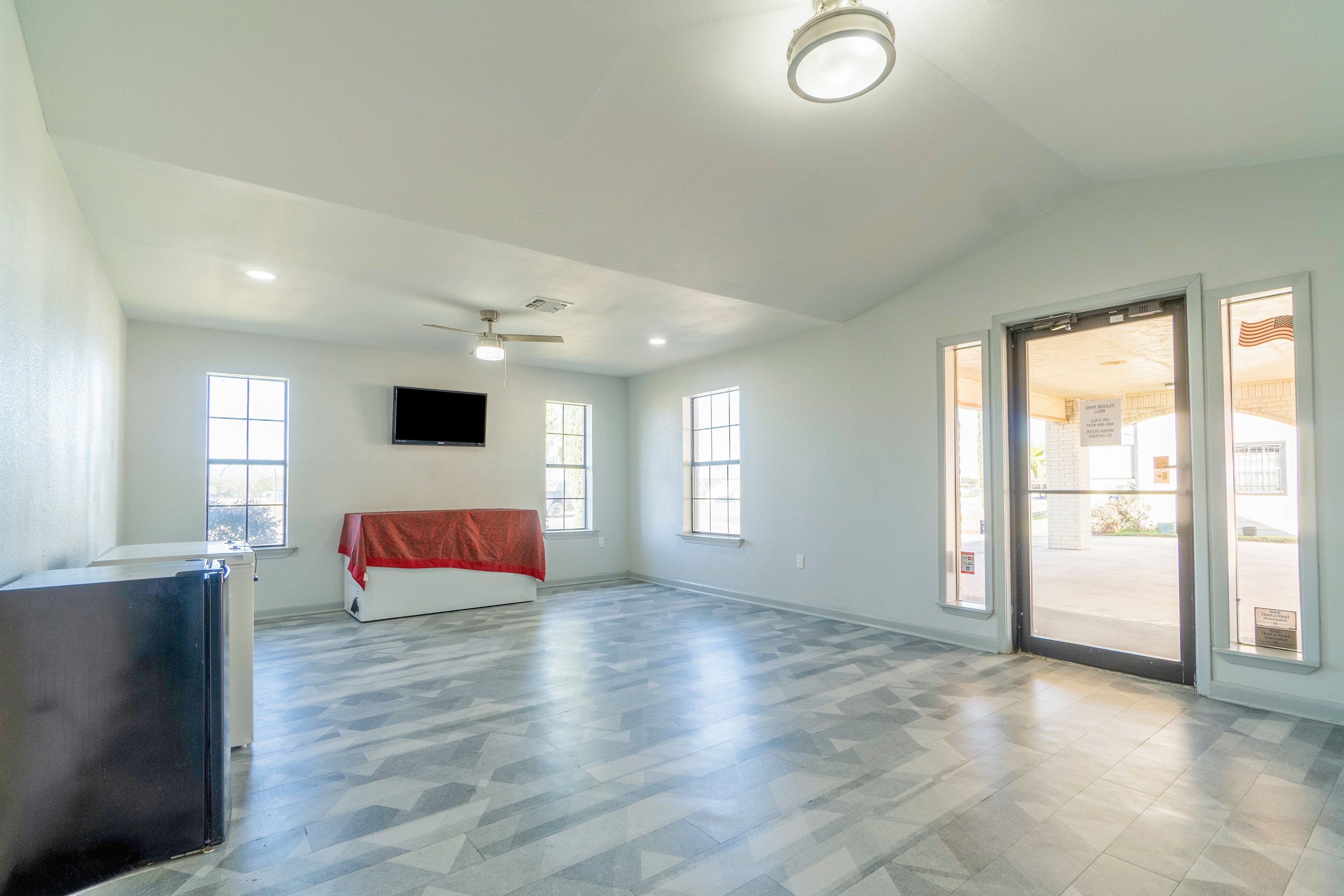 Pleasanton Executive Inn By OYO 15/42