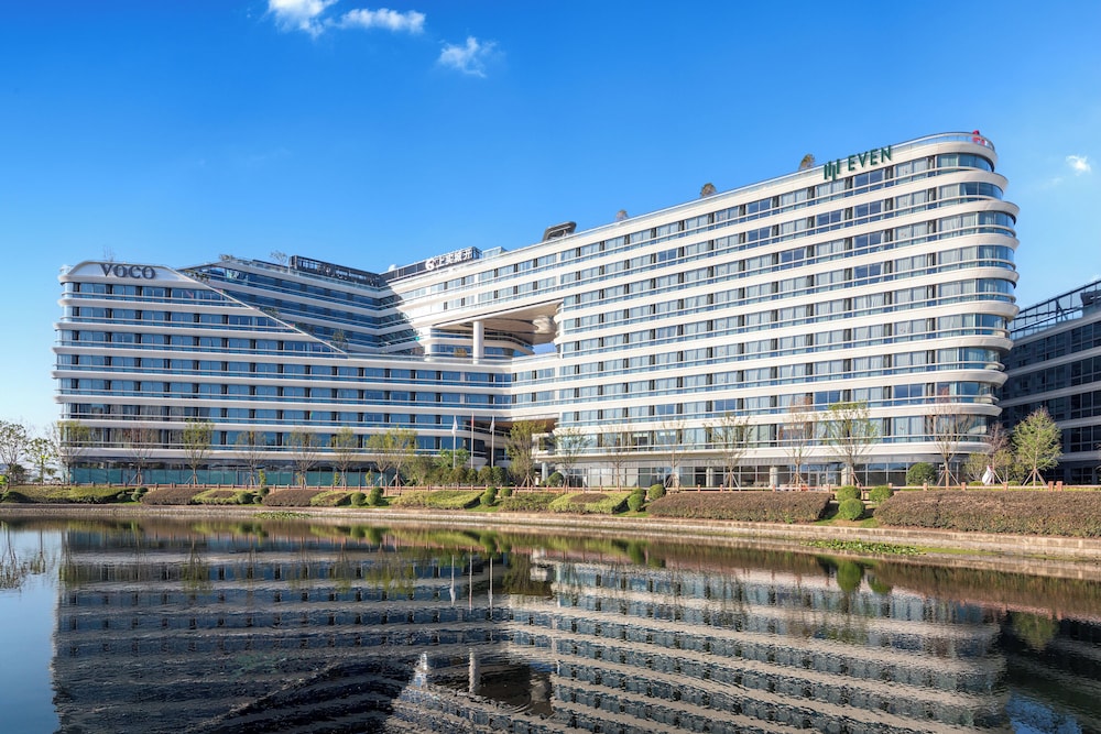 voco Suites Shanghai Hongqiao CBD 3/46