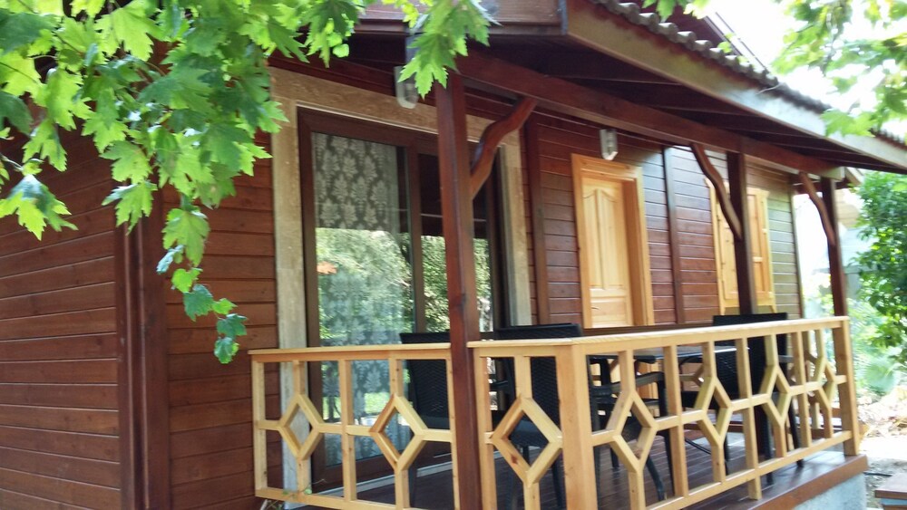 Maji Village 4/50