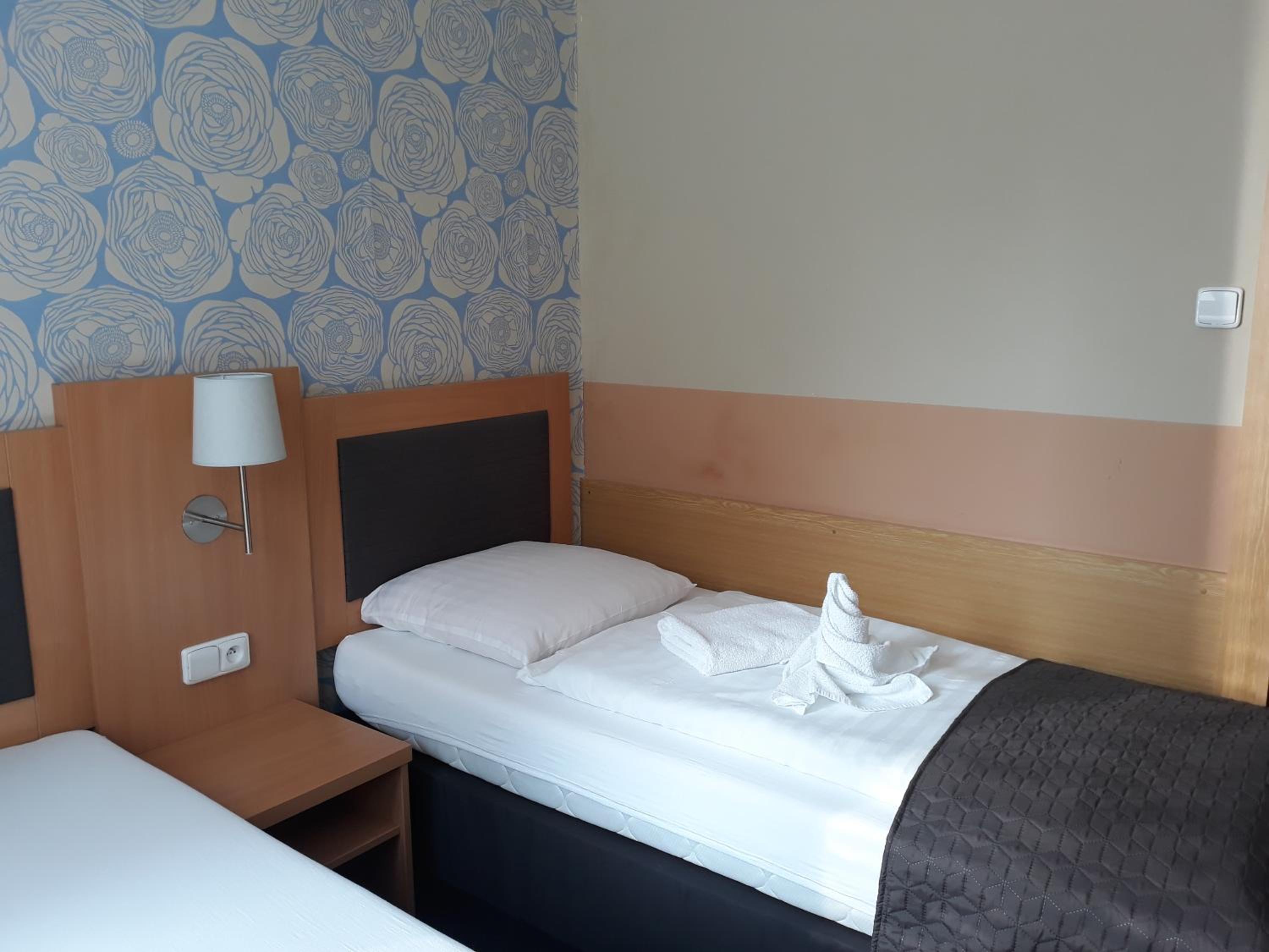 Hotel Rozvoj 23/64