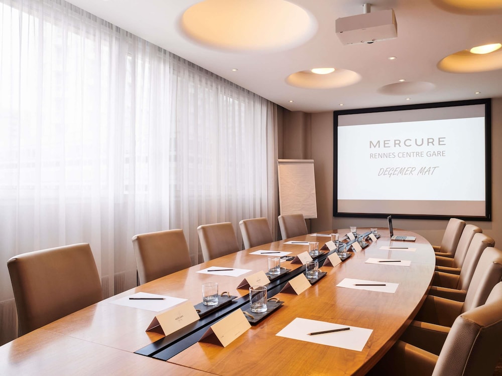 MERCURE RENNES CENTRE GARE 59/67