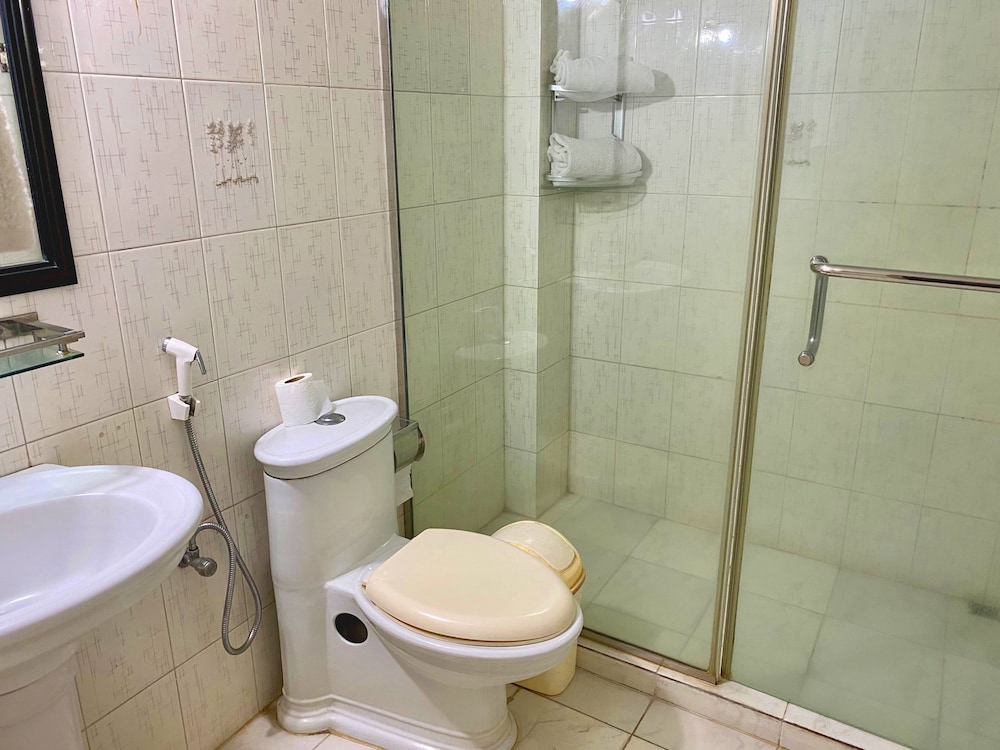 QUALITY INN 15/17