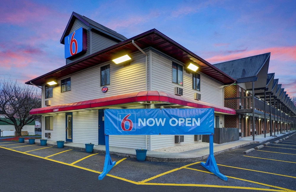 Motel6 Carlisle, PA - Cumberland Valley 40/42