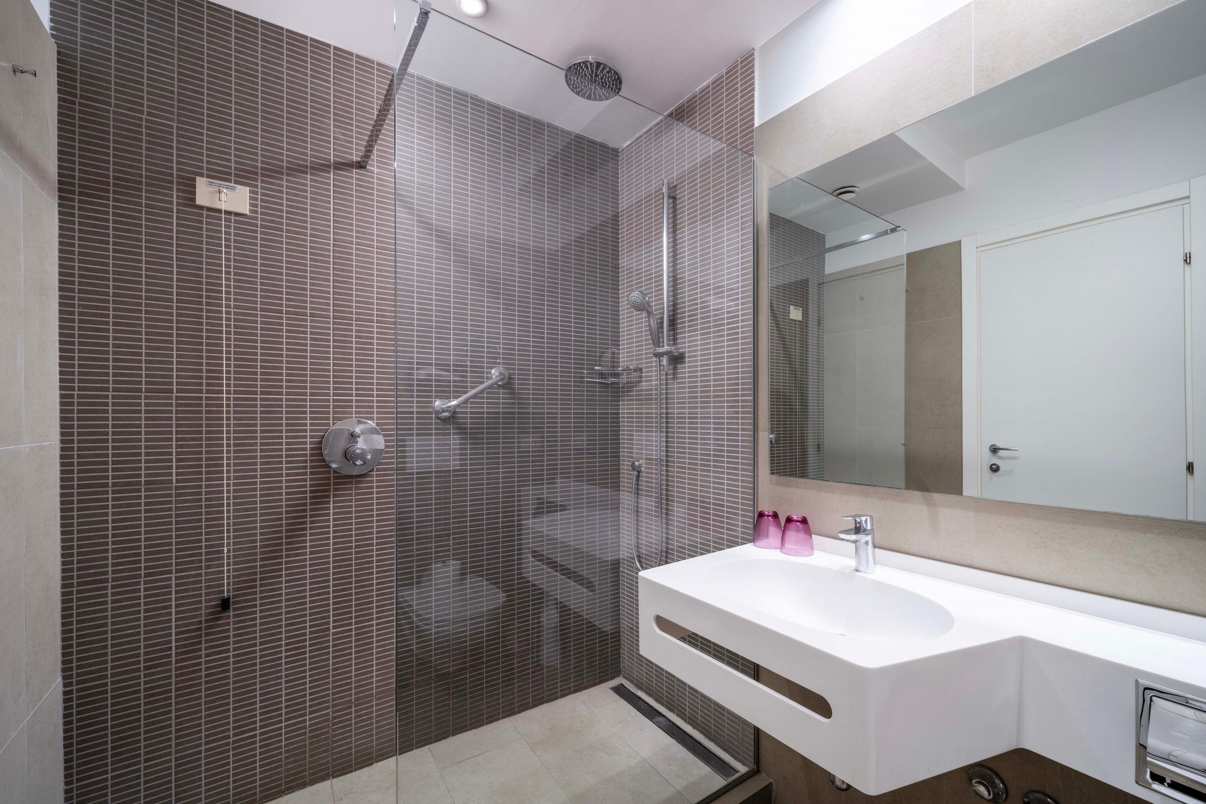 جناح جونيور بسرير مزدوج، Crowne Plaza St Peter S 6/6