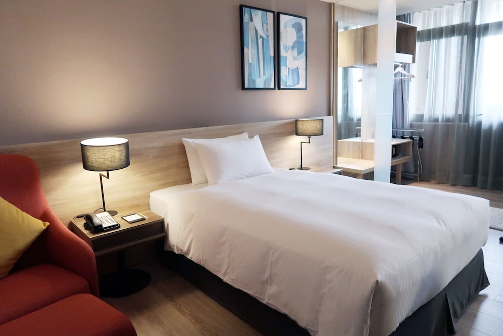 The HO Hotel 24/60