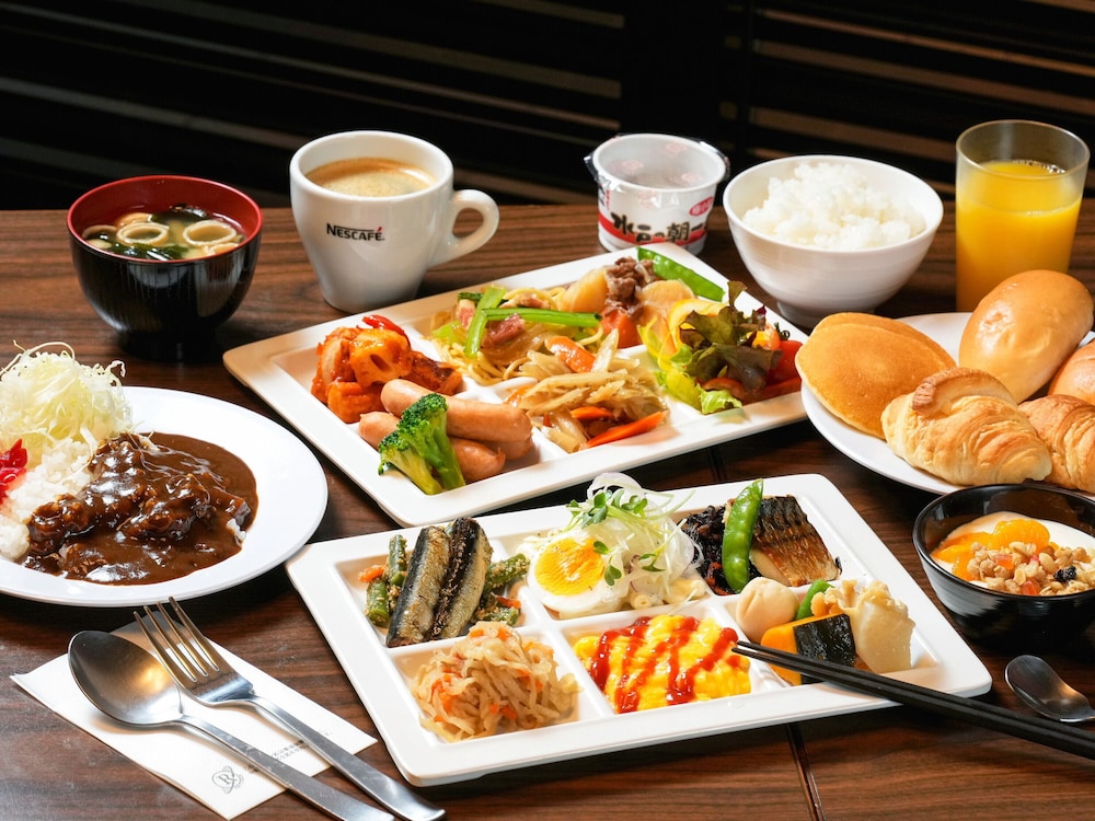 Apa Hotel Midosuji Hommachi-Ekihigashi 53/56