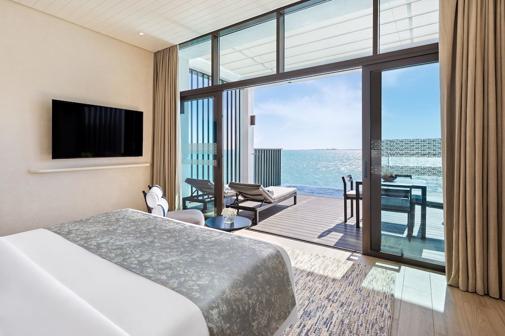 Bab Al Nojoum Hudayriyat Villas 16/62