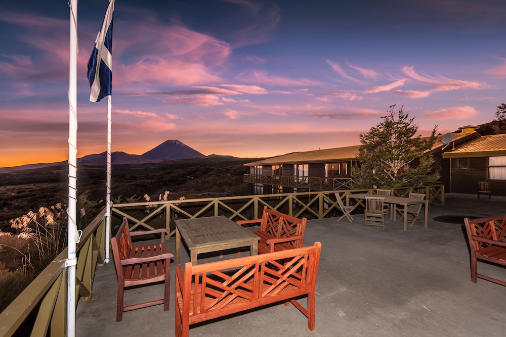 Skotel Alpine Resort 3/72
