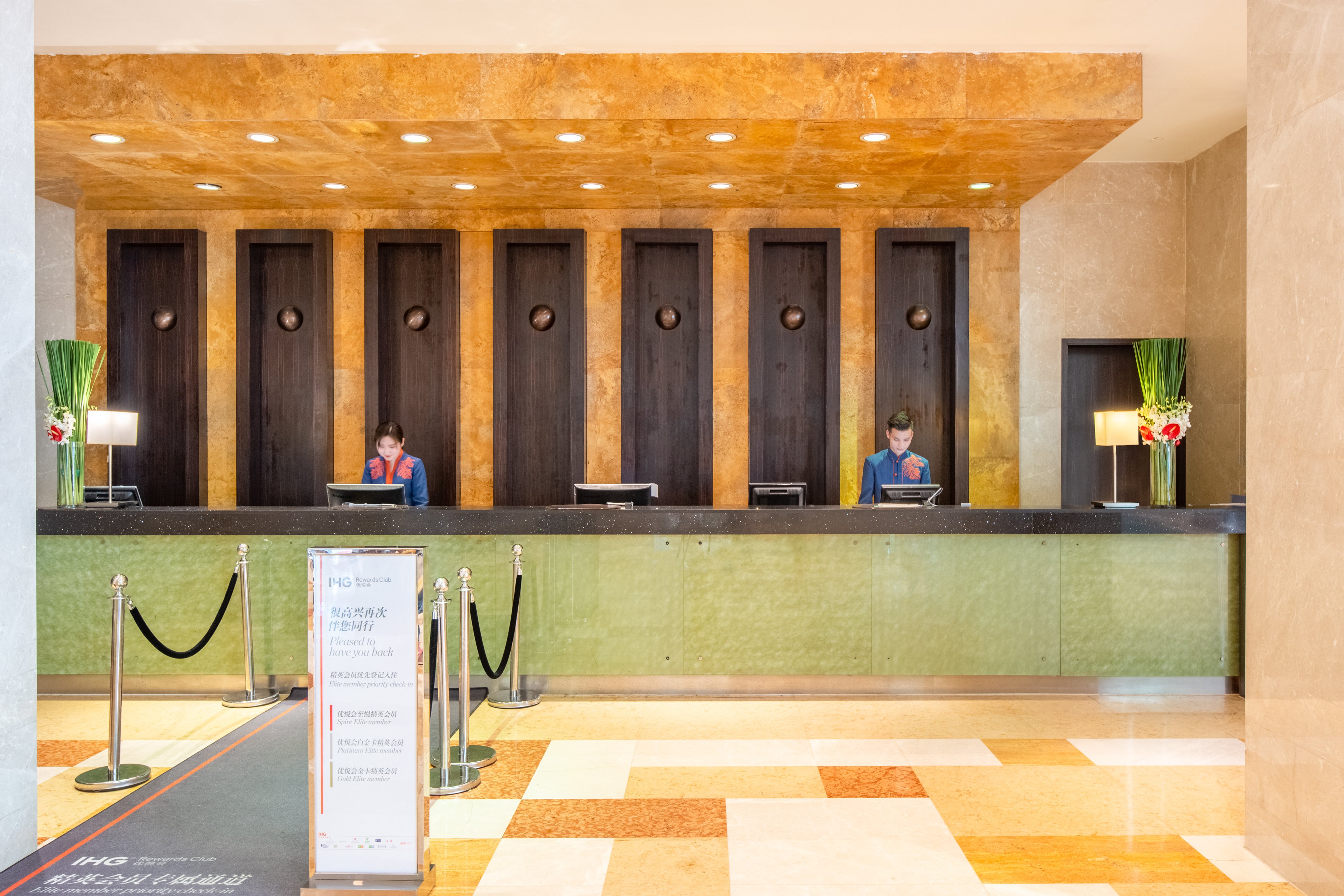 Holiday Inn Hangzhou Xiaoshan 6/50