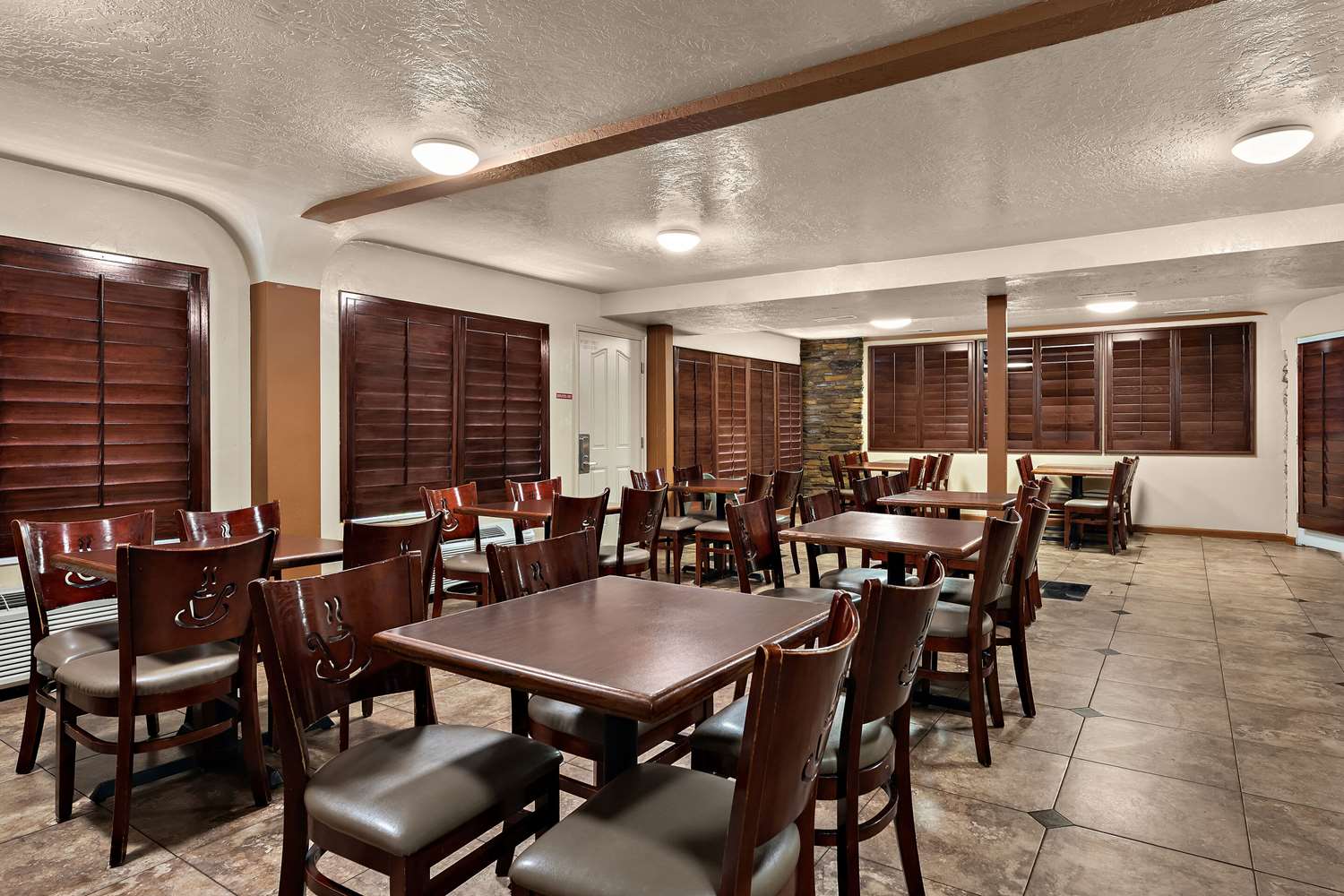 Quality Inn Saint George South Bluff 24/44