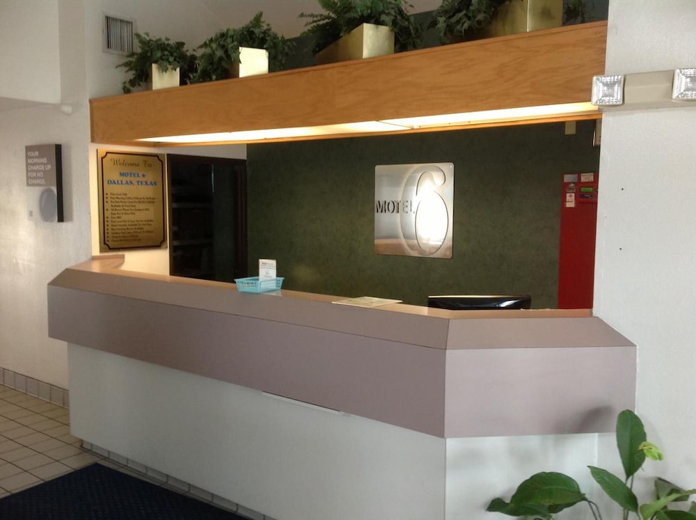 Motel6 Dallas, TX - Northeast 6/45