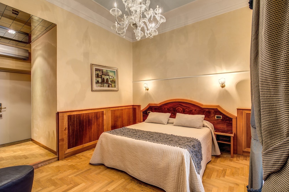Relais Conte Di Cavour De Luxe 7/25