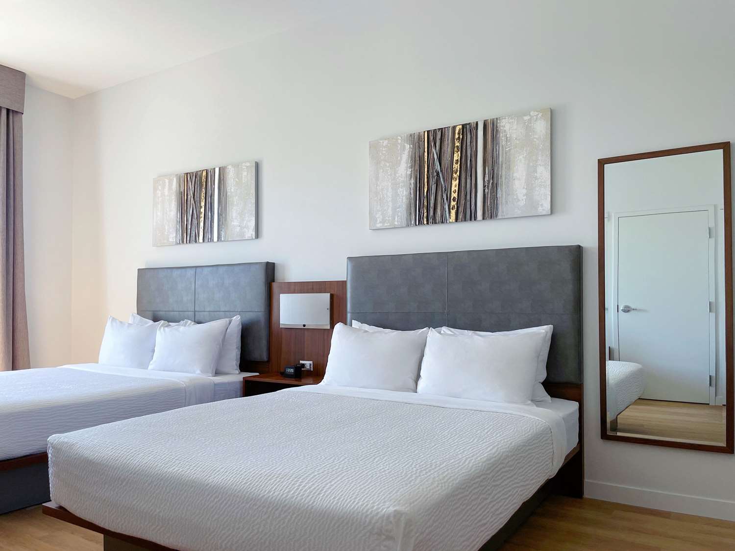 ROOM, 2 QUEEN BEDS