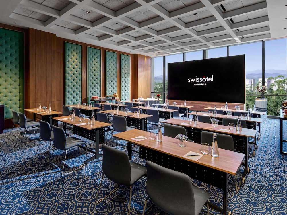 Swissotel Nusantara 57/67