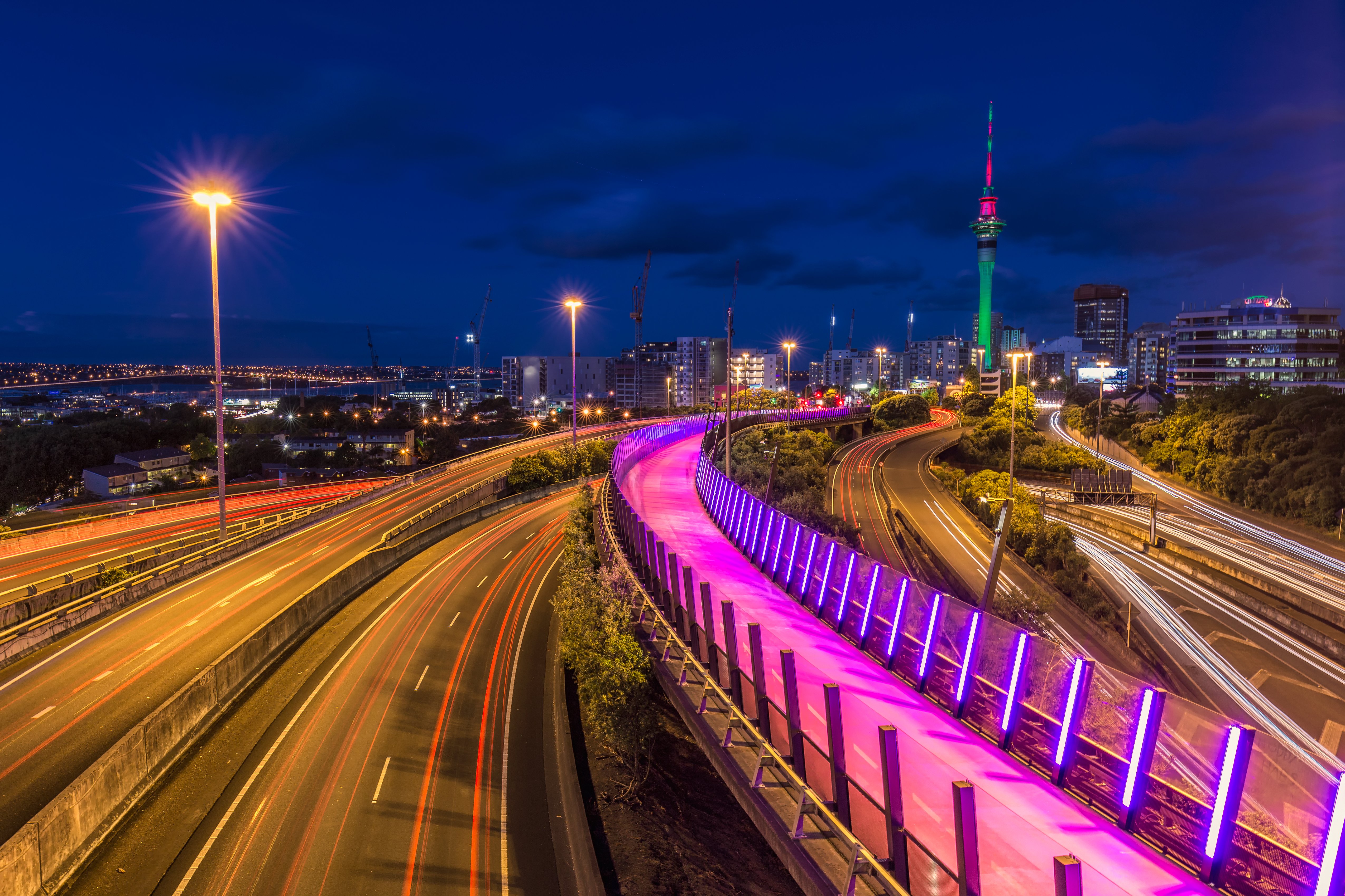 Crowne Plaza Auckland 75/77