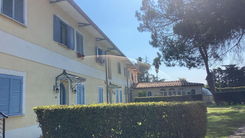 Hotel Quadrifoglio by Mancini 45/50