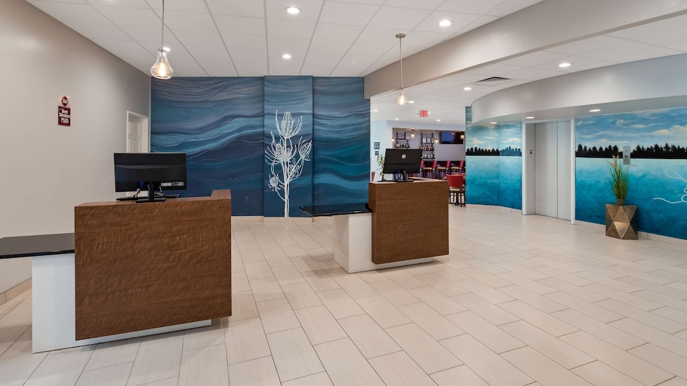 Best Western Plus Wausau Tower Inn 5/43