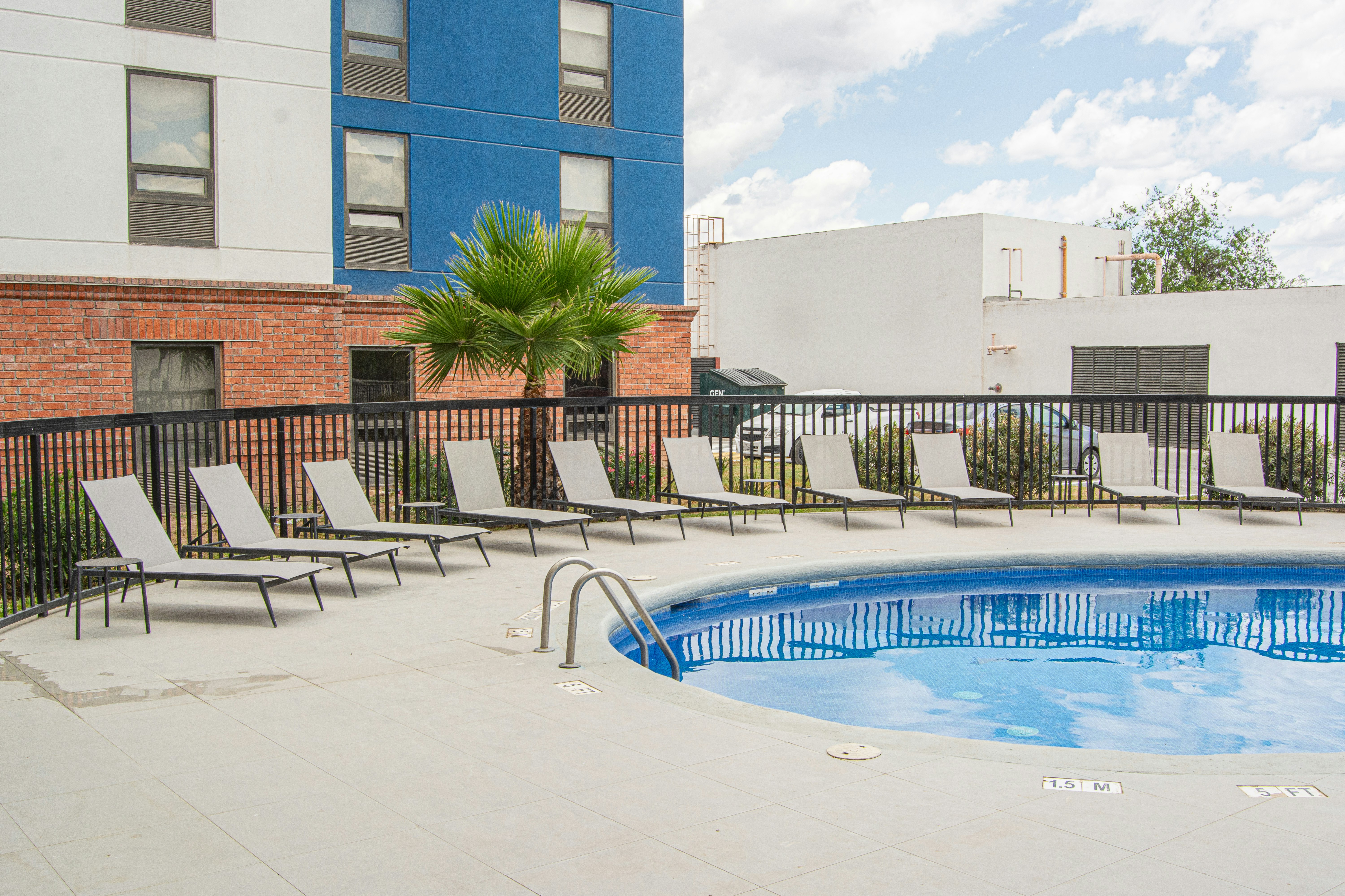 Hampton Inn By Hilton Saltillo 76/78