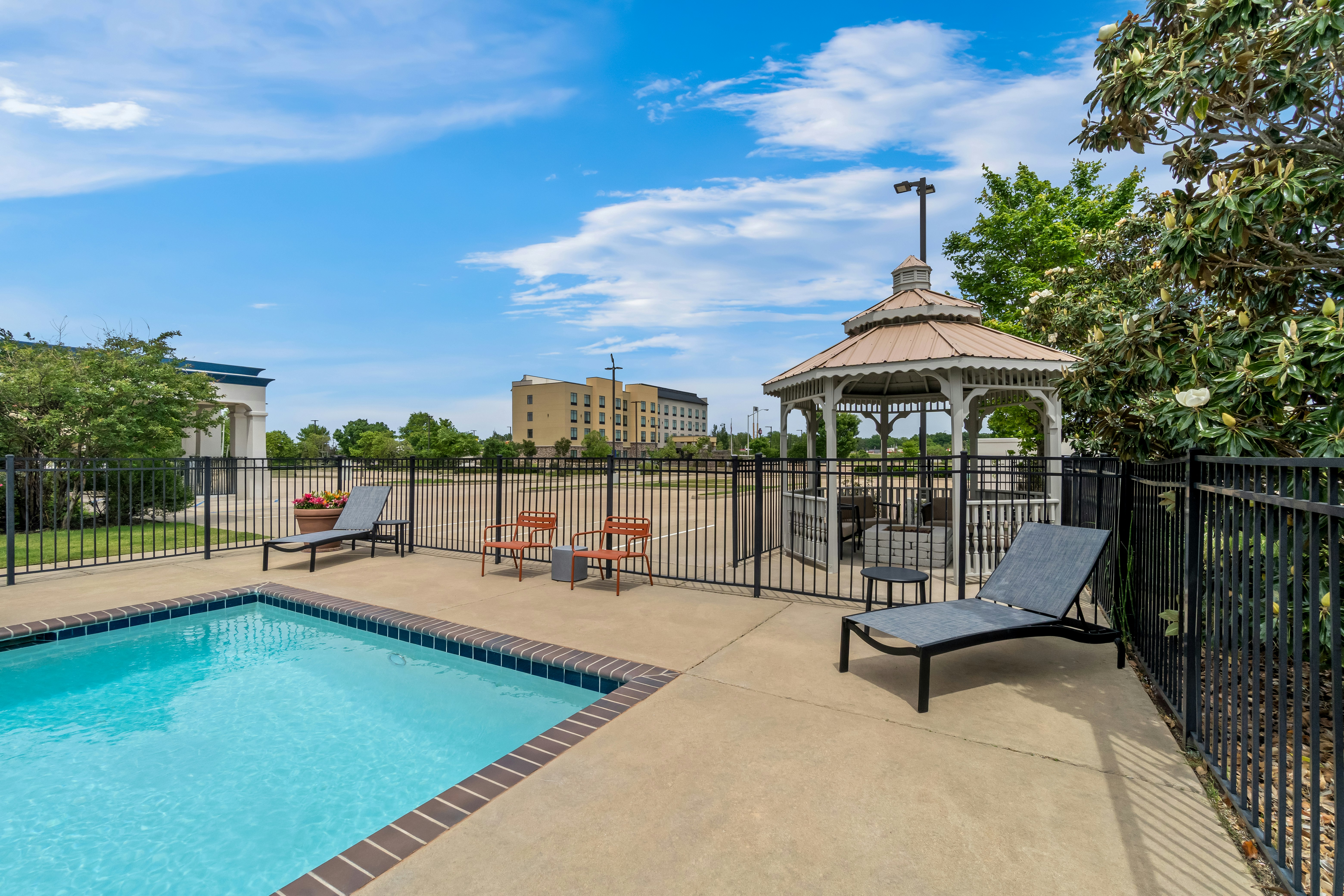 Hampton Inn Marion, AR 33/36