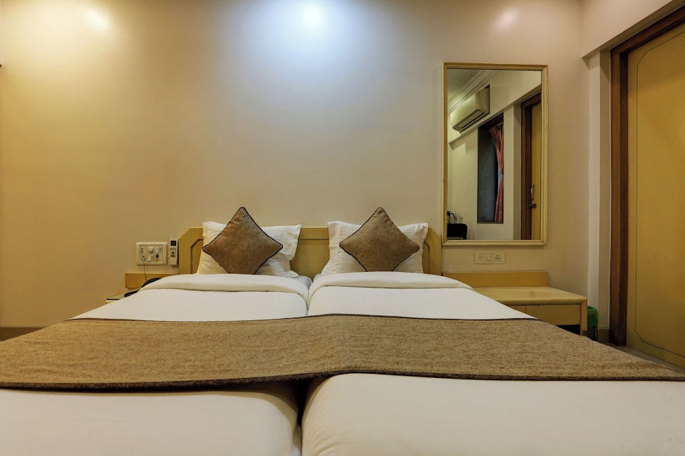 Hotel Accord 53/67