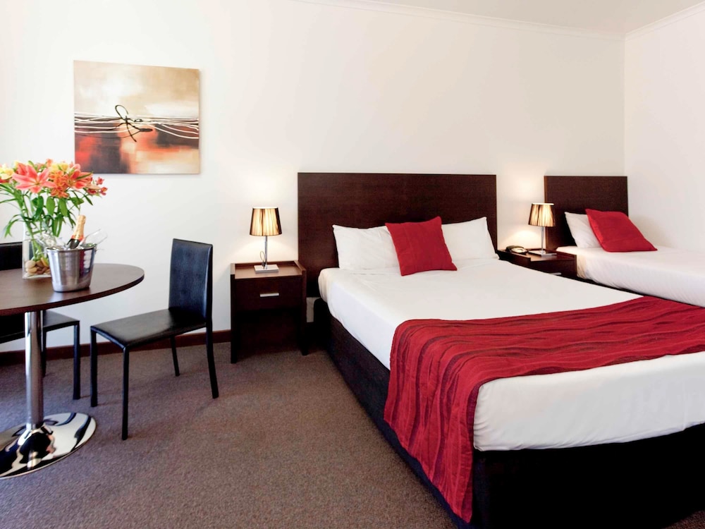 MERCURE PORT OF ECHUCA 15/60