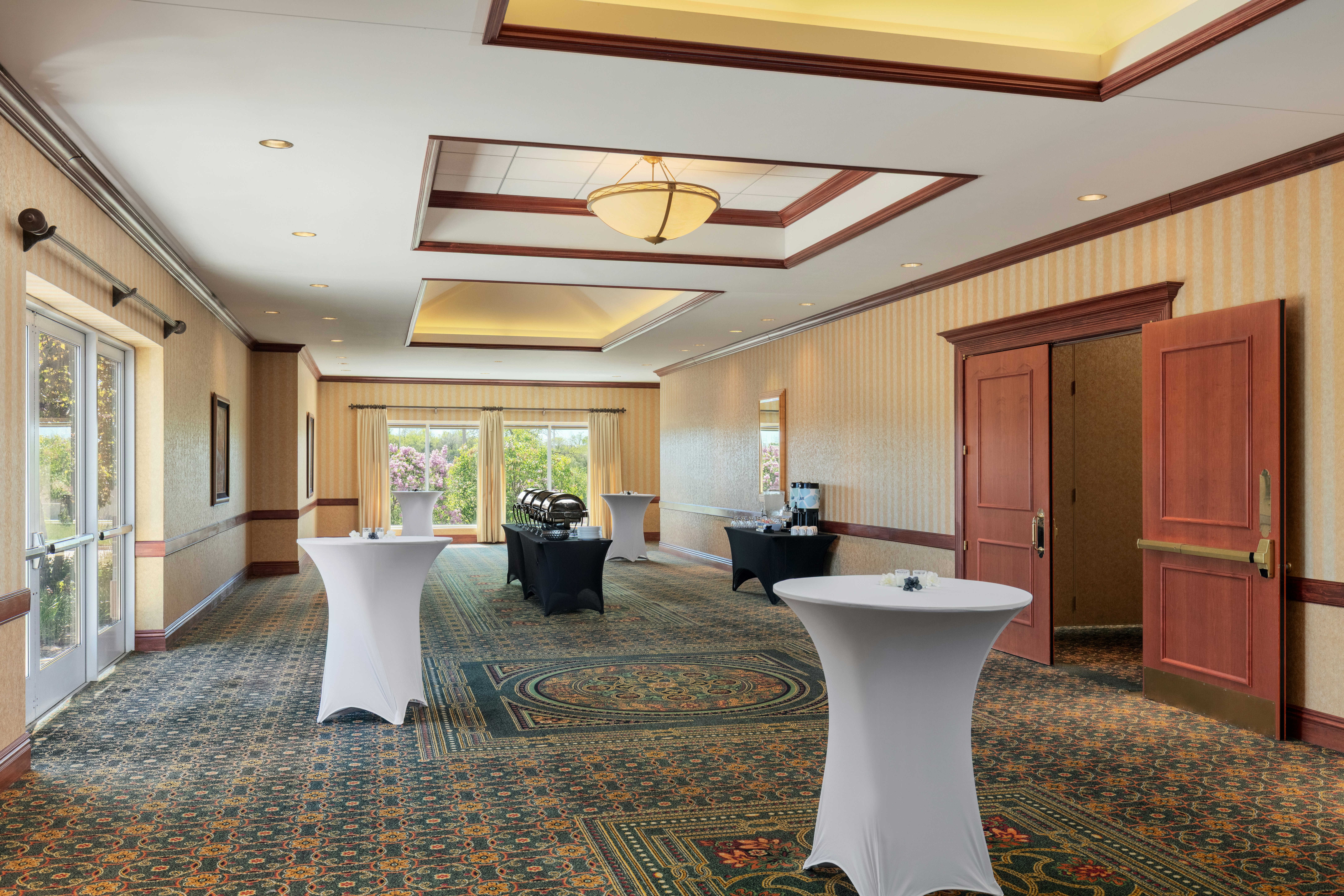 Hilton Garden Inn Milwaukee Northwest Conference Center 6/43