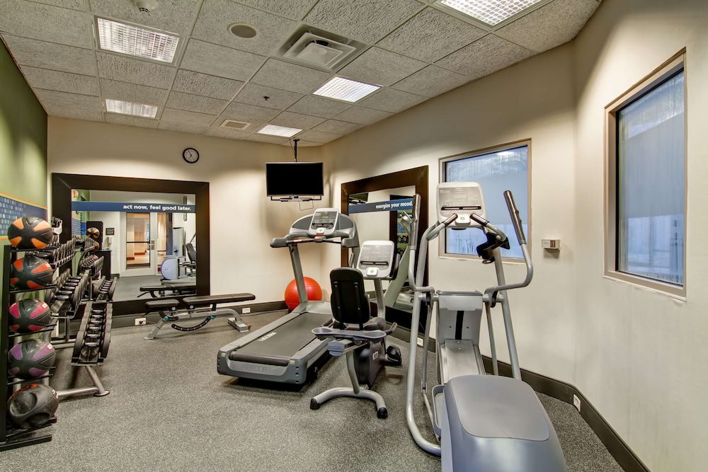 Hampton Inn Suites Leesburg 33/60