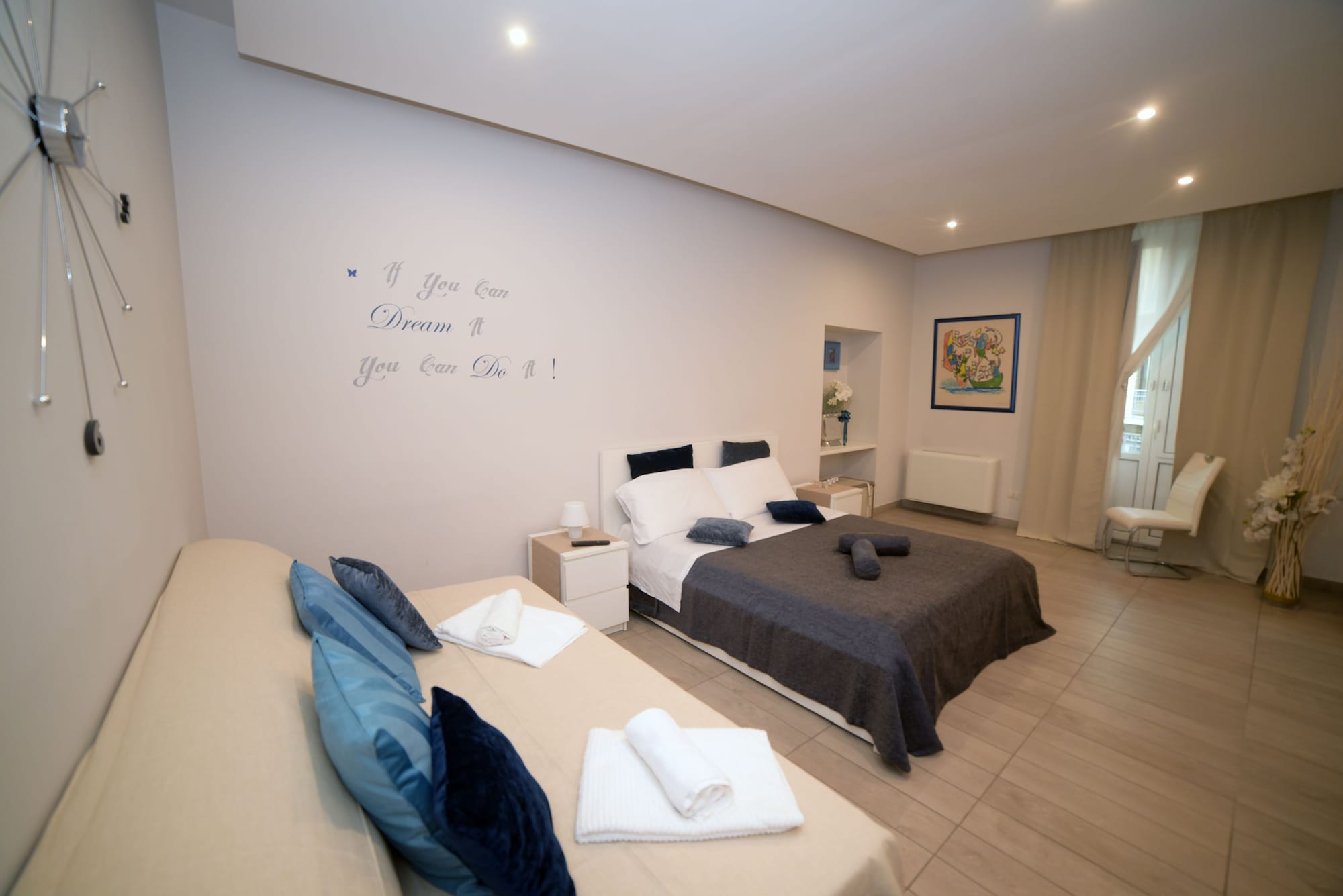 Design, Triple, 1 Queen and 1 Single Bed