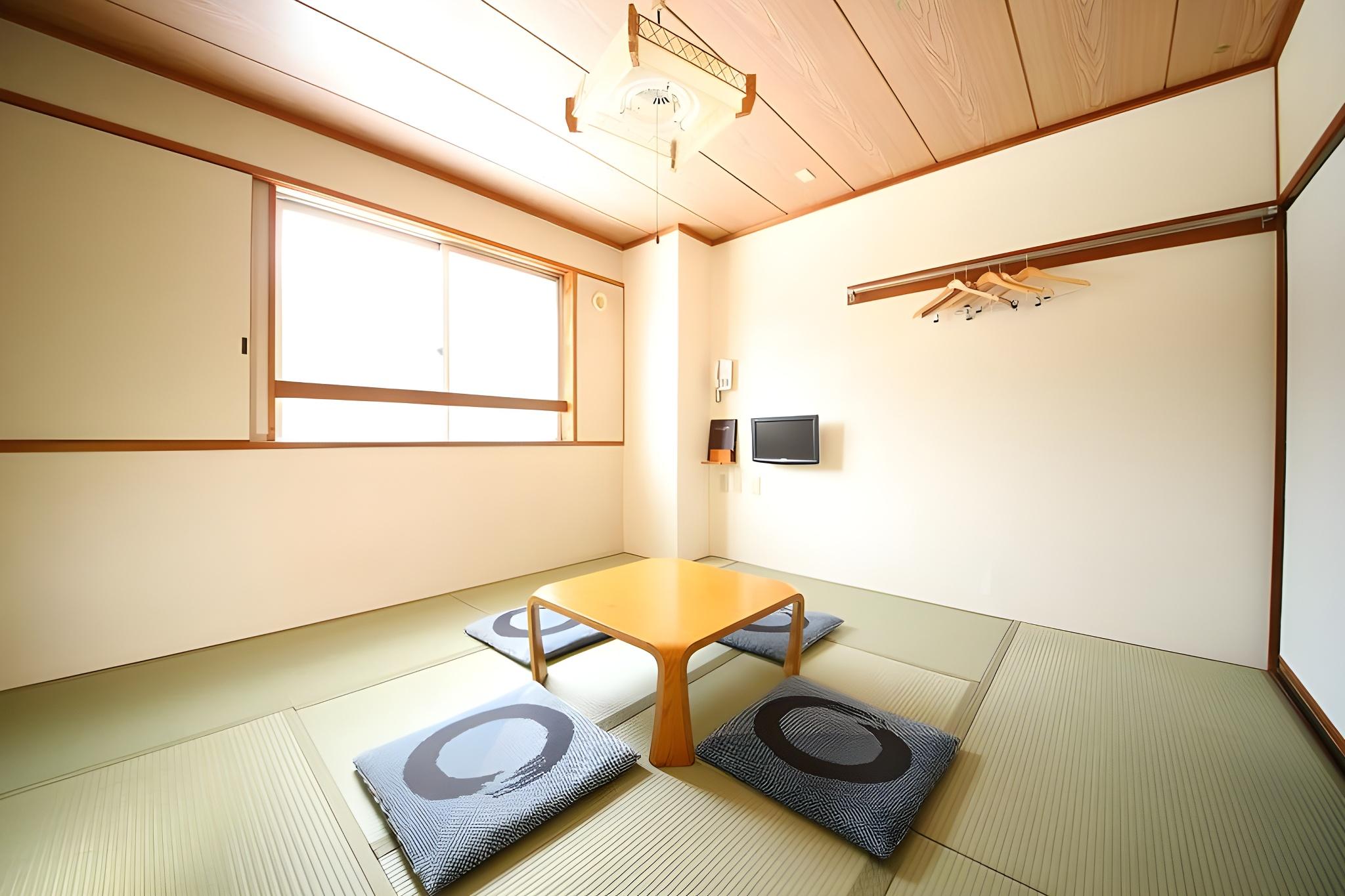 Japanese, Basic, Mountain View, Tatami, West Wing