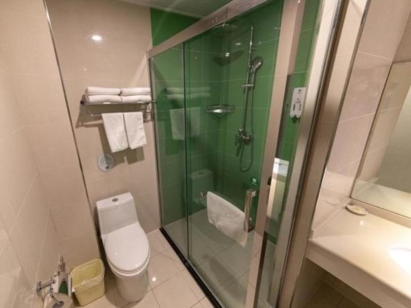 GreenTree Inn Nantong Qidong Binhai Industrial Park Zone Nanhai Road Express Hotel 22/23