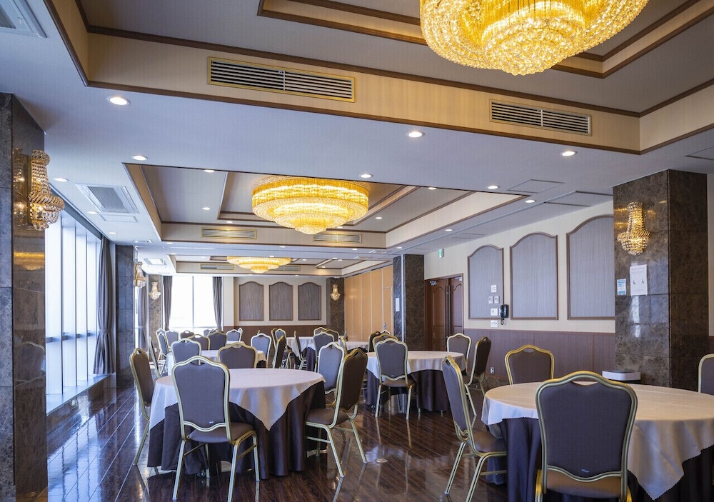 Hotel New Palace 25/50