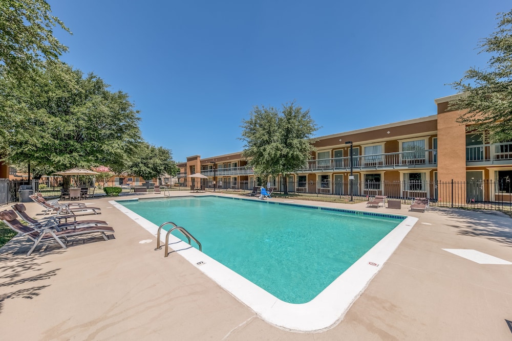 Quality Inn Gainesville 1/39