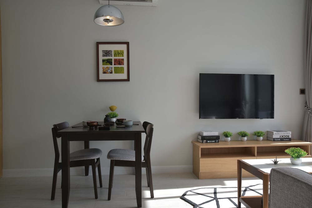 The View Serviced Residence 54/66