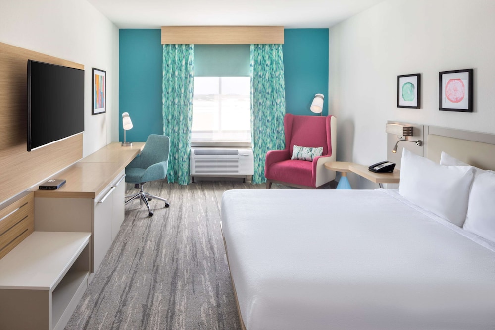 ROOM, KING BED