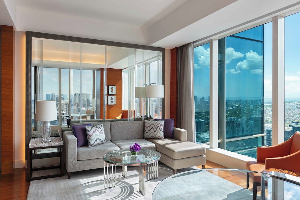 Grand Hyatt Manila 46/72