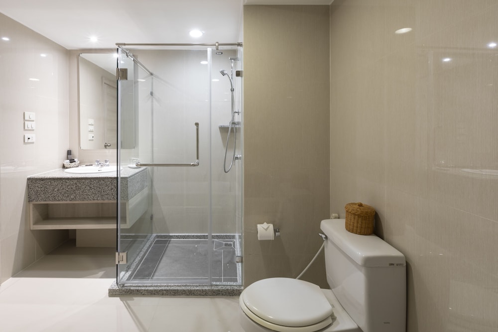 Classic Kameo Hotel and Serviced Apartments, Sriracha 39/39