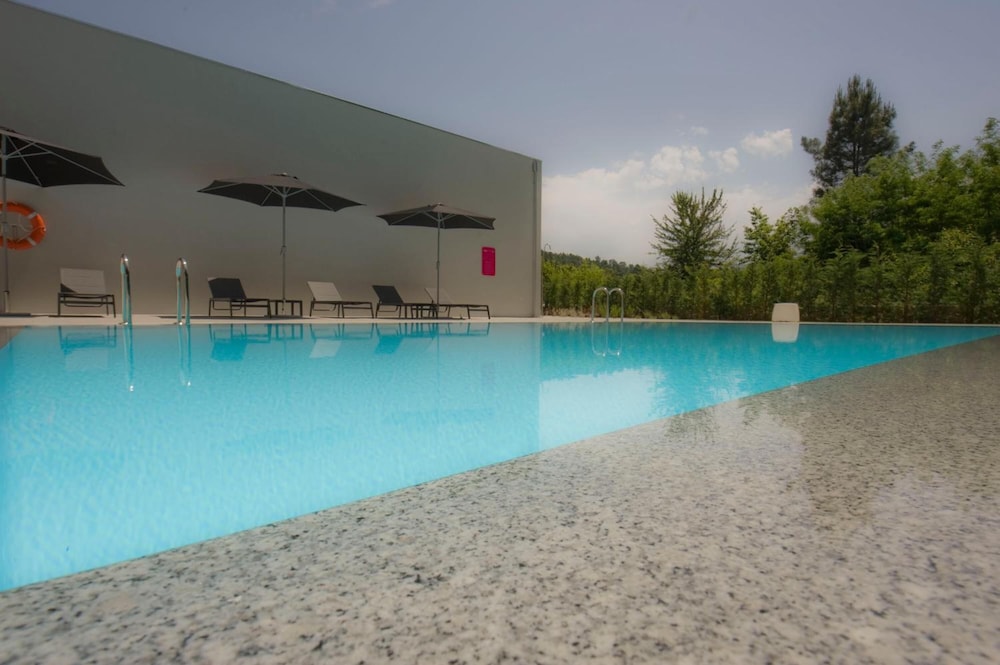 PRIMAVERA PERFUME HOTEL 39/41